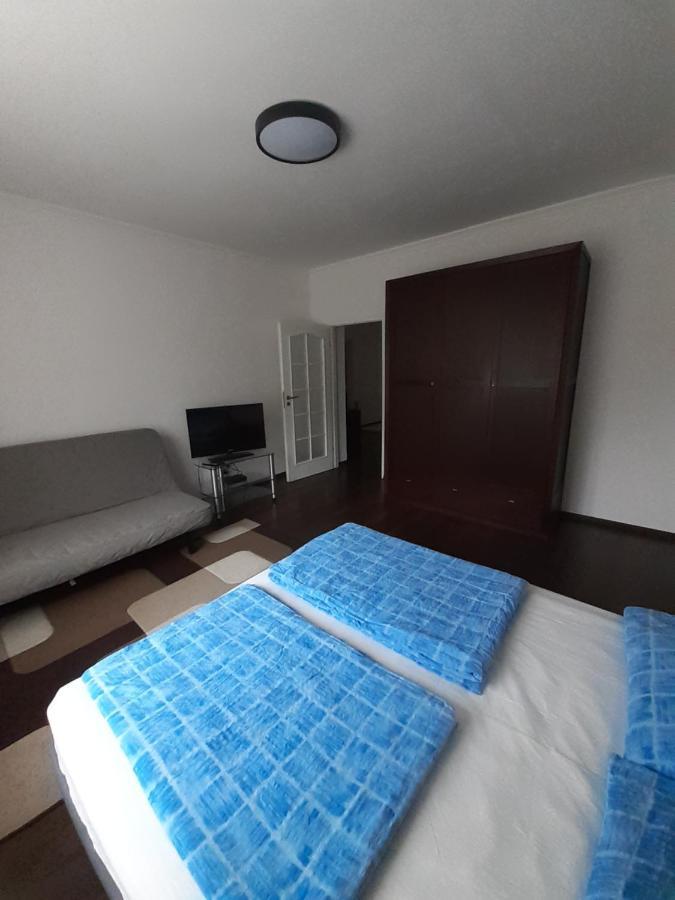 Polonia Apartman Egerszalok Exterior photo