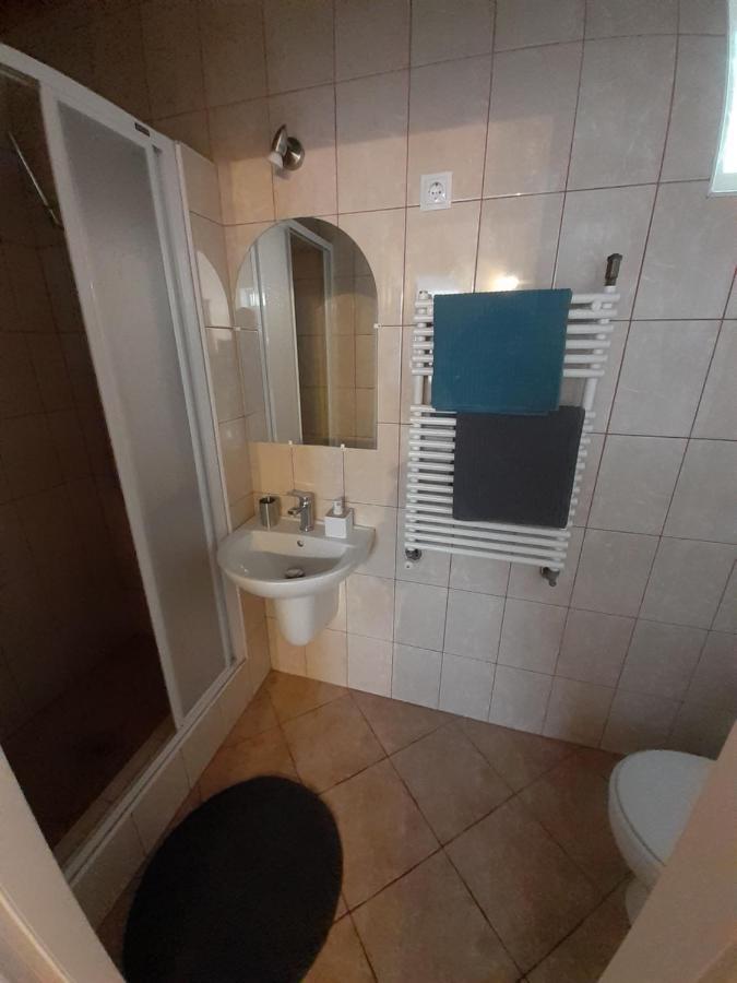 Polonia Apartman Egerszalok Exterior photo