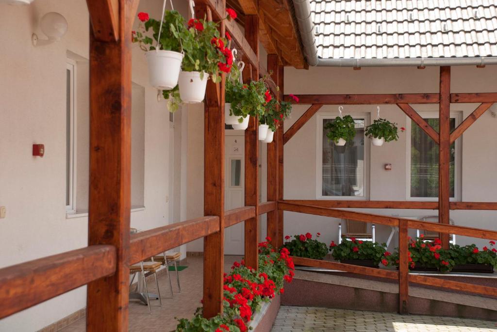Polonia Apartman Egerszalok Exterior photo